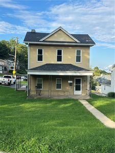 1305 Steuben St