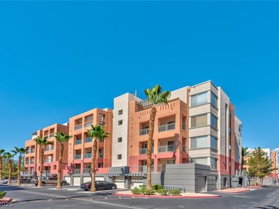 15 E Agate Ave Unit 208