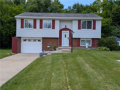 Property at 209 Bendix Dr, Coraopolis, PA