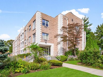 501 N Barry Avenue #3M