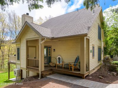 416 Hickory Dr