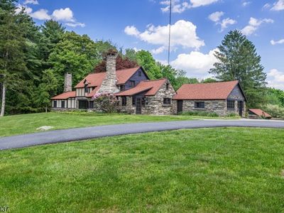 943-947 Middleville Rd