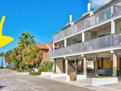 2700 GULF BOULEVARD #2