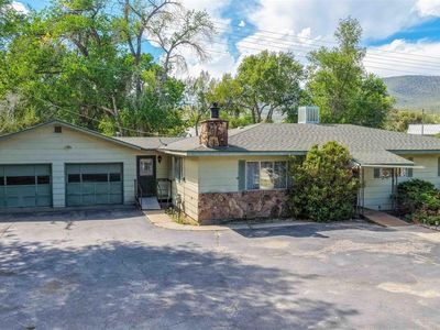 592 Grand Avenue