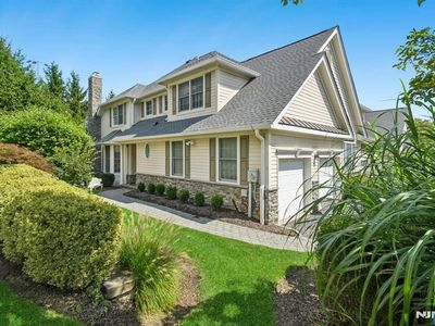 12 Schindler Court #12