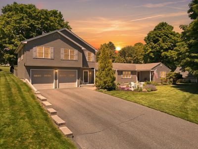 6 Brynmawr Dr