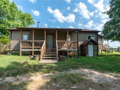 3961 Highway 143