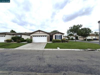 200 Springhill Dr