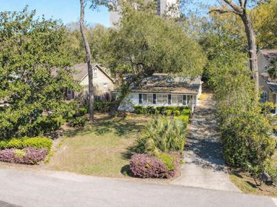 5516 Springs Ave.