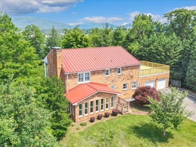 1700 Home Cir