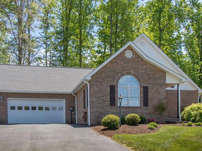 16297 Greenevers Ct