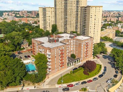 Property at 601 Kappock Street #4J, Bronx, NY