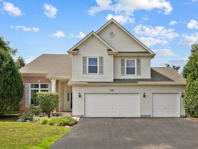 2519 Crestview Dr