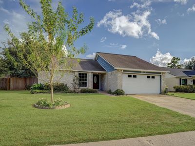2803 Custer Dr