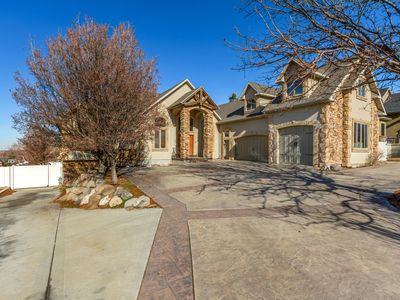 507 Beachwood Dr