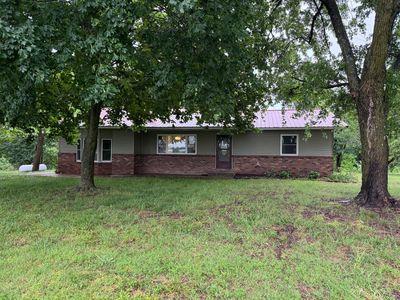 5890 Farm Road 2190