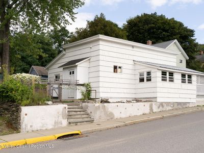4 Summit Street