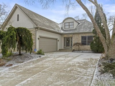 985 Linworth Village Dr