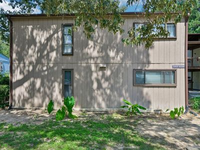 5078 Flint Ridge Pl
