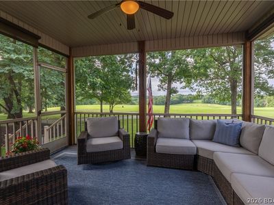 12 Southshore Pl