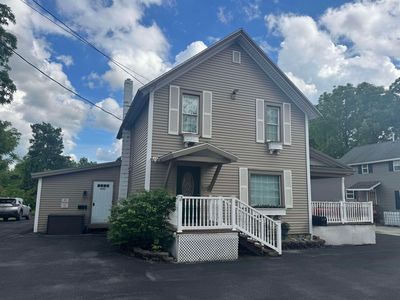 270 E Main St