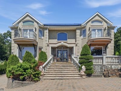 37 Mountainwood Ct