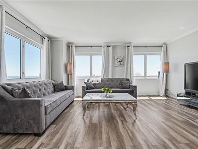 525 E Seaside Way Unit 1109