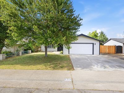 8909 Ramstad Ave