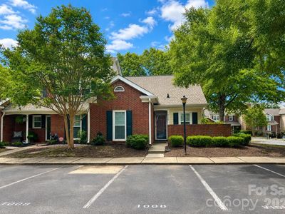 9126 N Vicksburg Park Ct
