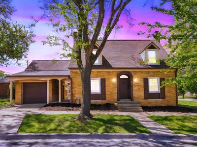 9601 S Claremont Ave