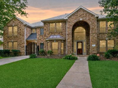 8915 Stones Throw Ln