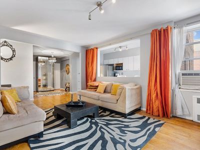 3548 75th St APT 5B