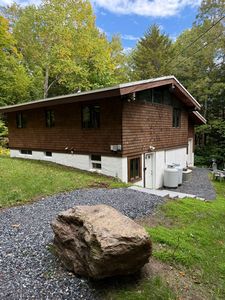 88 Sugarbush Woods Cir