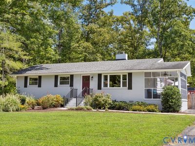 565 Rochelle Rd