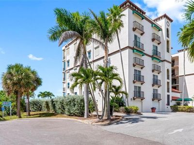 200 121st Ave APT 304