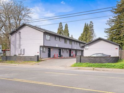 2447 Roosevelt Blvd