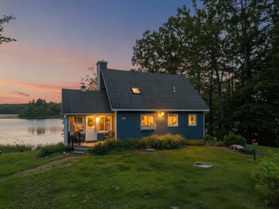 209 Lakeshore Drive