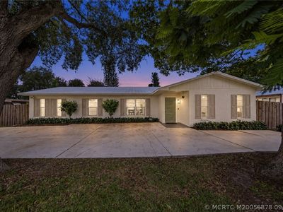 5906 Papaya Dr