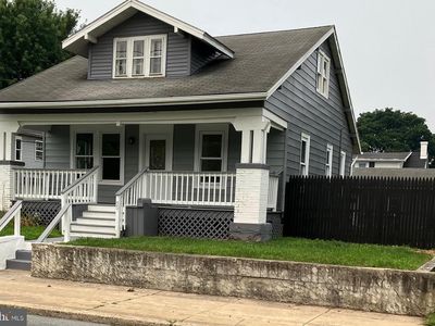 30 E Stiegel St