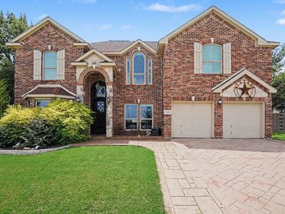 5520 Champlain Dr