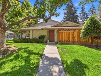1121 Cooper River Dr