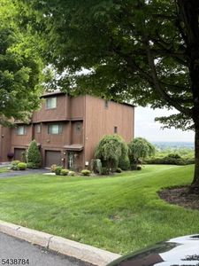 88 Metro Vista Dr