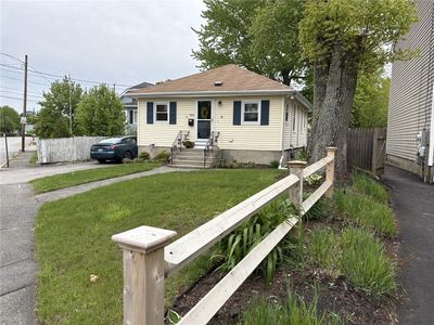 353 Massasoit Ave