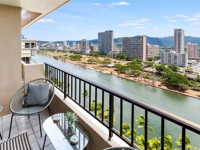 2121 Ala Wai Blvd APT 1702