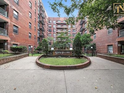 1200 E 53rd St APT 5B