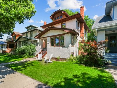 Property at 1010 N Lombard Ave, Oak Park, IL