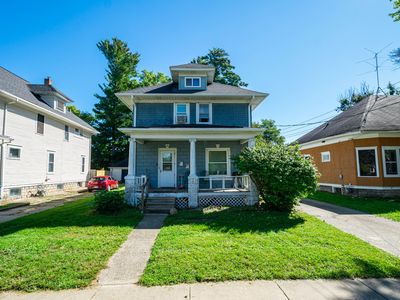 39 E Ave S