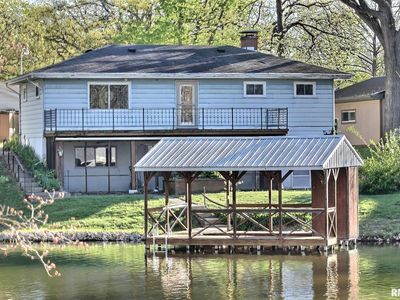 Property at 30336 Sunset Dr, Girard, IL