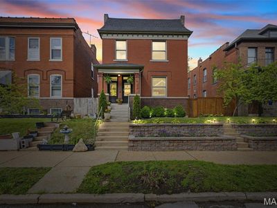 4133 Botanical Ave