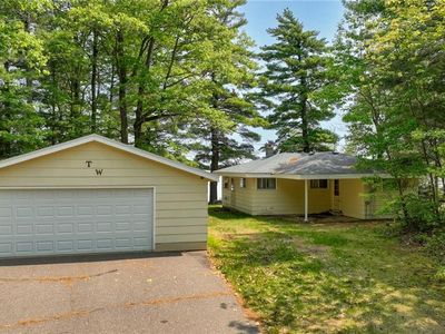 5922 West Shore Lane